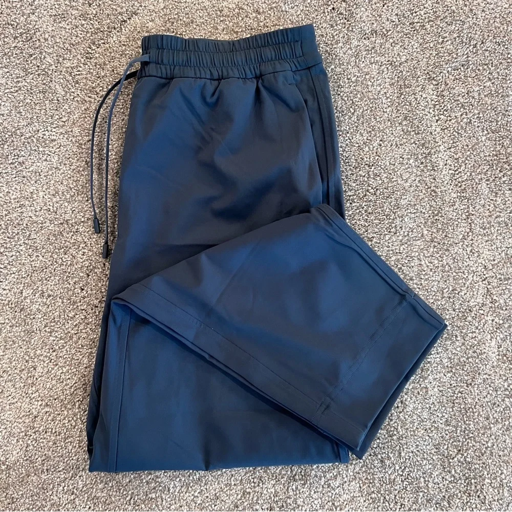 Lululemon Tapered Leg Mid Rise Pants 7/8 Length Blue Women’s Size Small W5GITS,